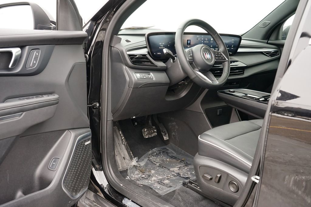 Used 2025 Buick Enclave Preferred image 13