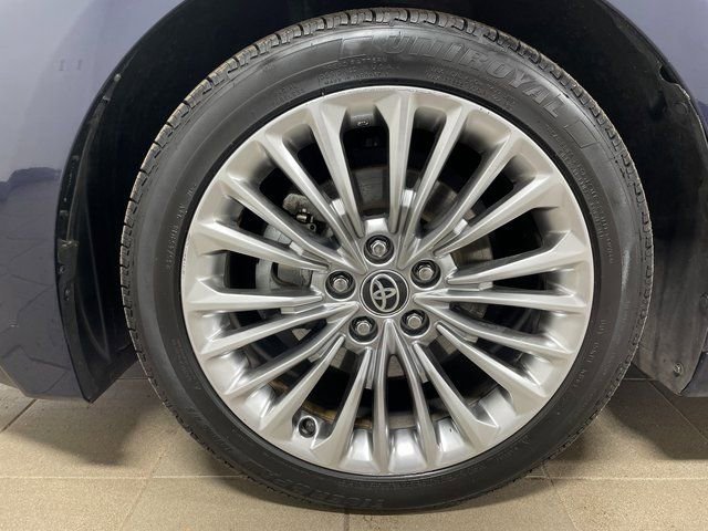 Used 2021 Toyota Avalon Limited w/ Advanced Safety Package FWD image 7