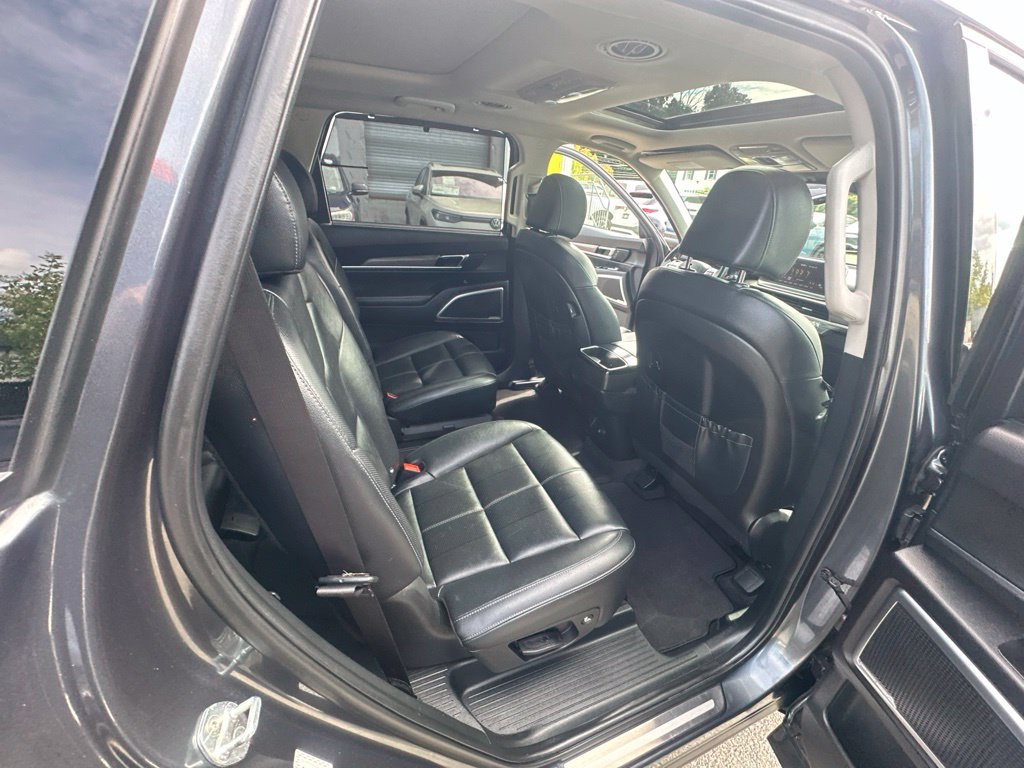 Used 2022 Kia Telluride SX w/ Nightfall Edition Package AWD/4WD image 31