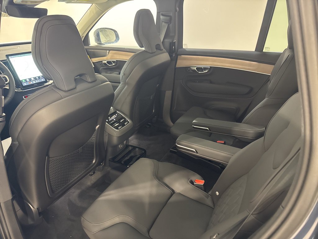 New 2026 Volvo XC90 B6 Plus w/ Protection Package AWD/4WD image 21