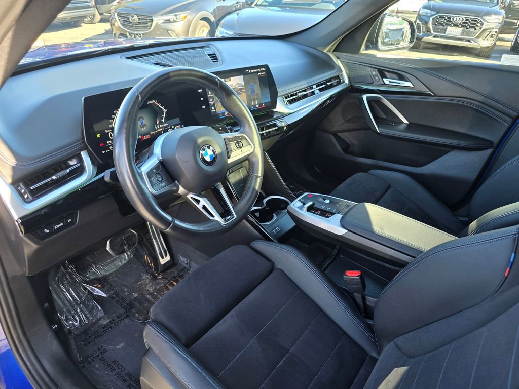 Used 2023 BMW X1 xDrive28i w/ M Sport Package image 11