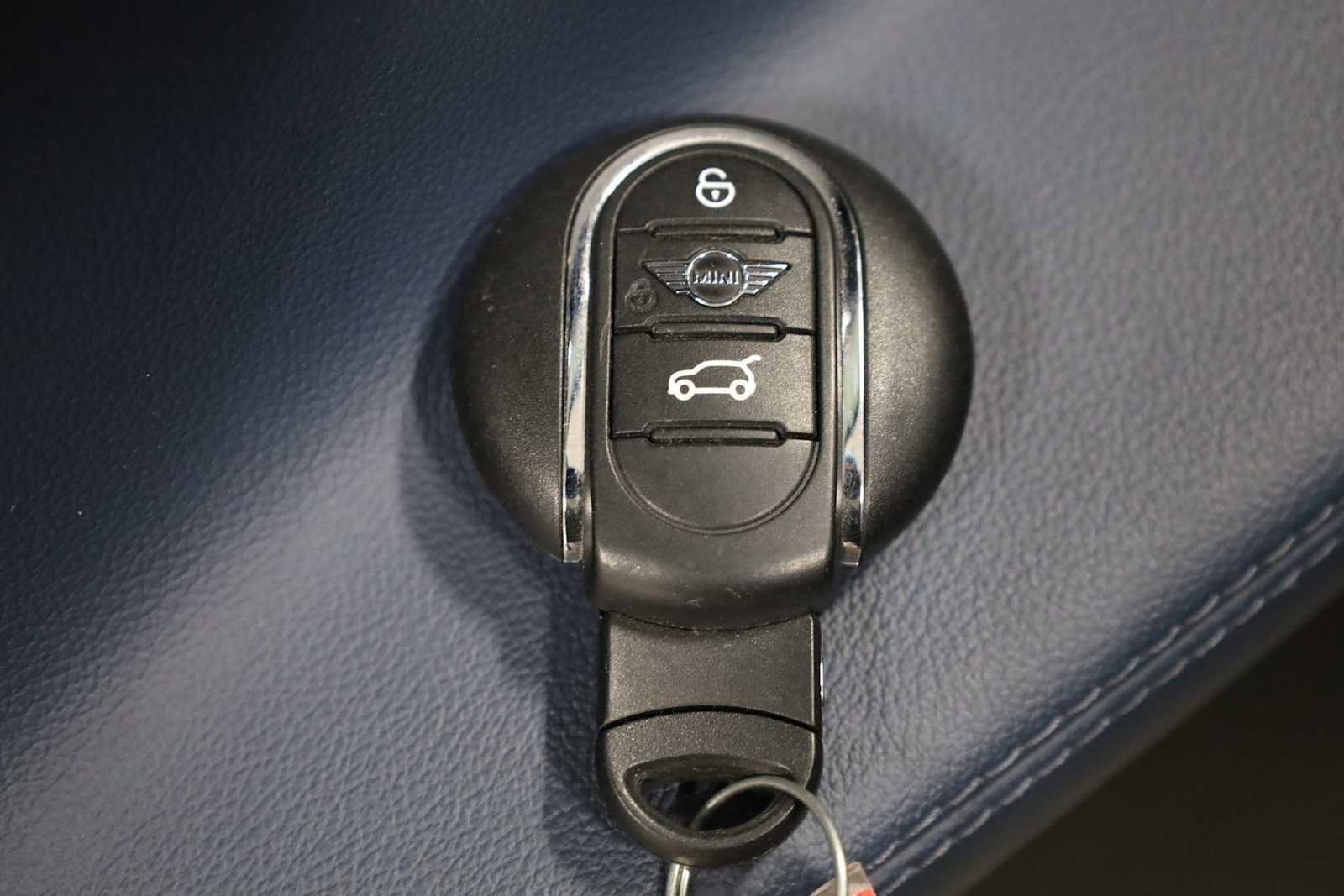 Used 2023 MINI Cooper Countryman S w/ Signature Upholstery Package image 41