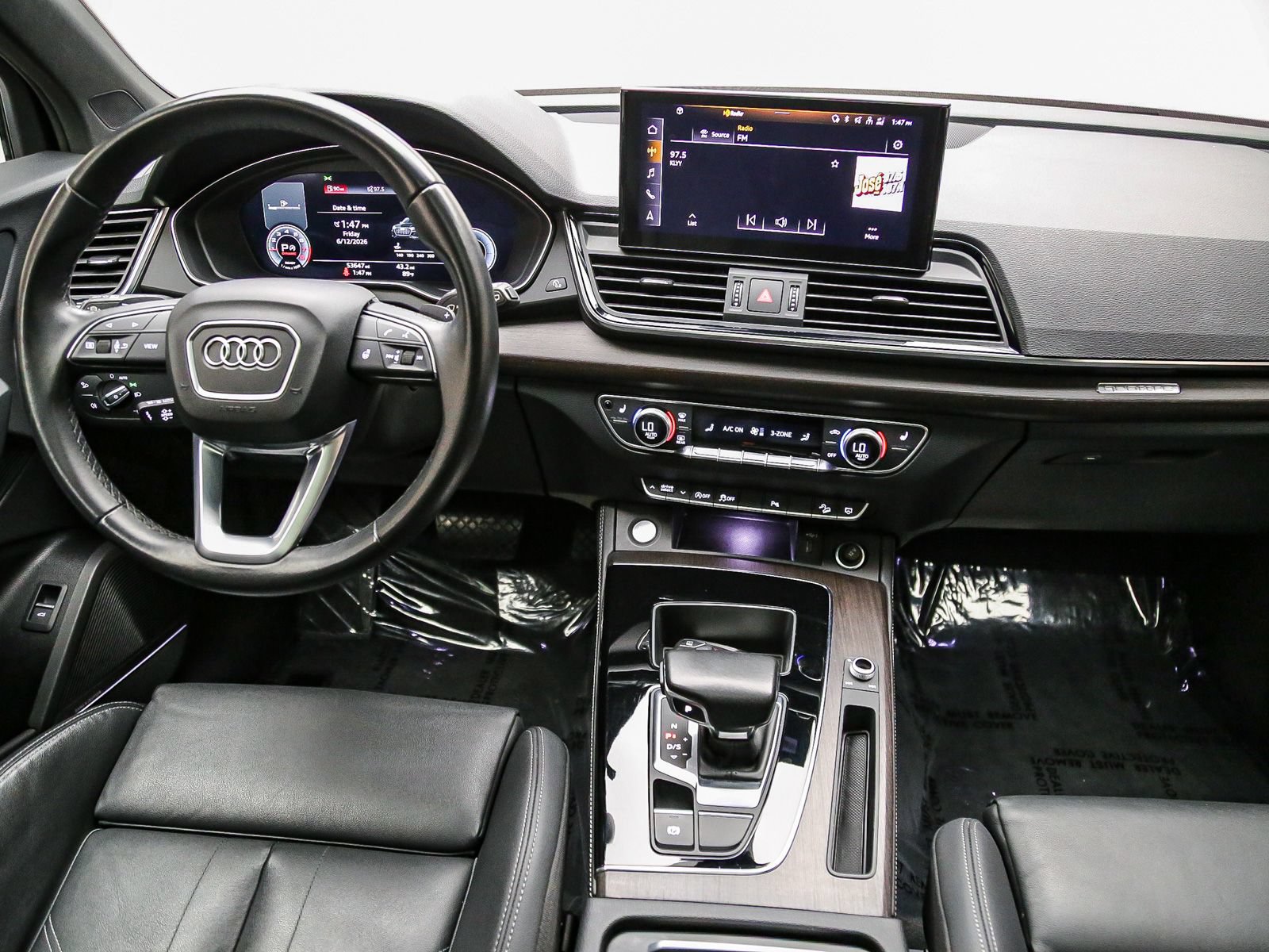 Used 2022 Audi Q5 2.0T Premium Plus w/ Premium Plus Package AWD/4WD image 13