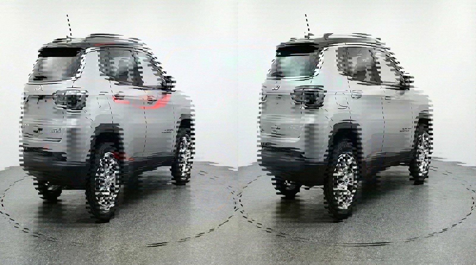 Used 2025 Jeep Compass Limited image 7