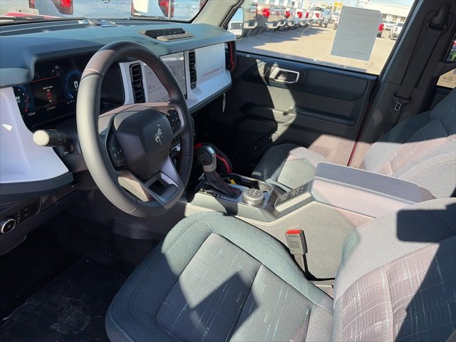 New 2025 Ford Bronco Heritage Edition image 16