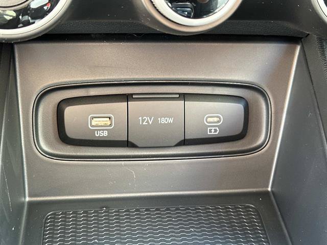 New 2026 Hyundai Venue SE FWD image 17