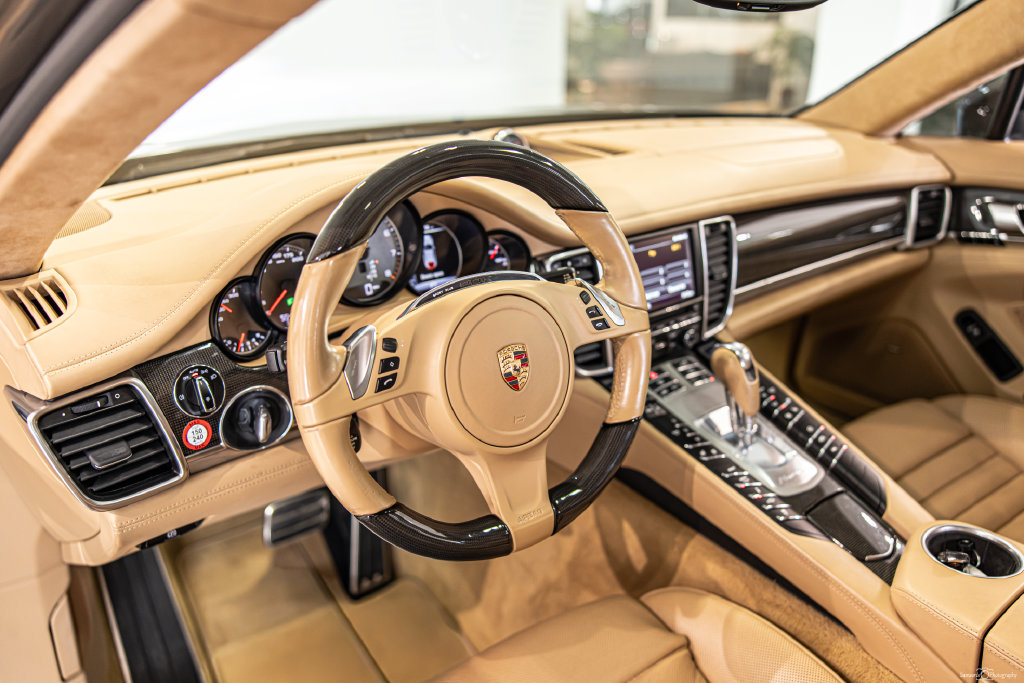 Used 2015 Porsche Panamera GTS AWD/4WD image 20