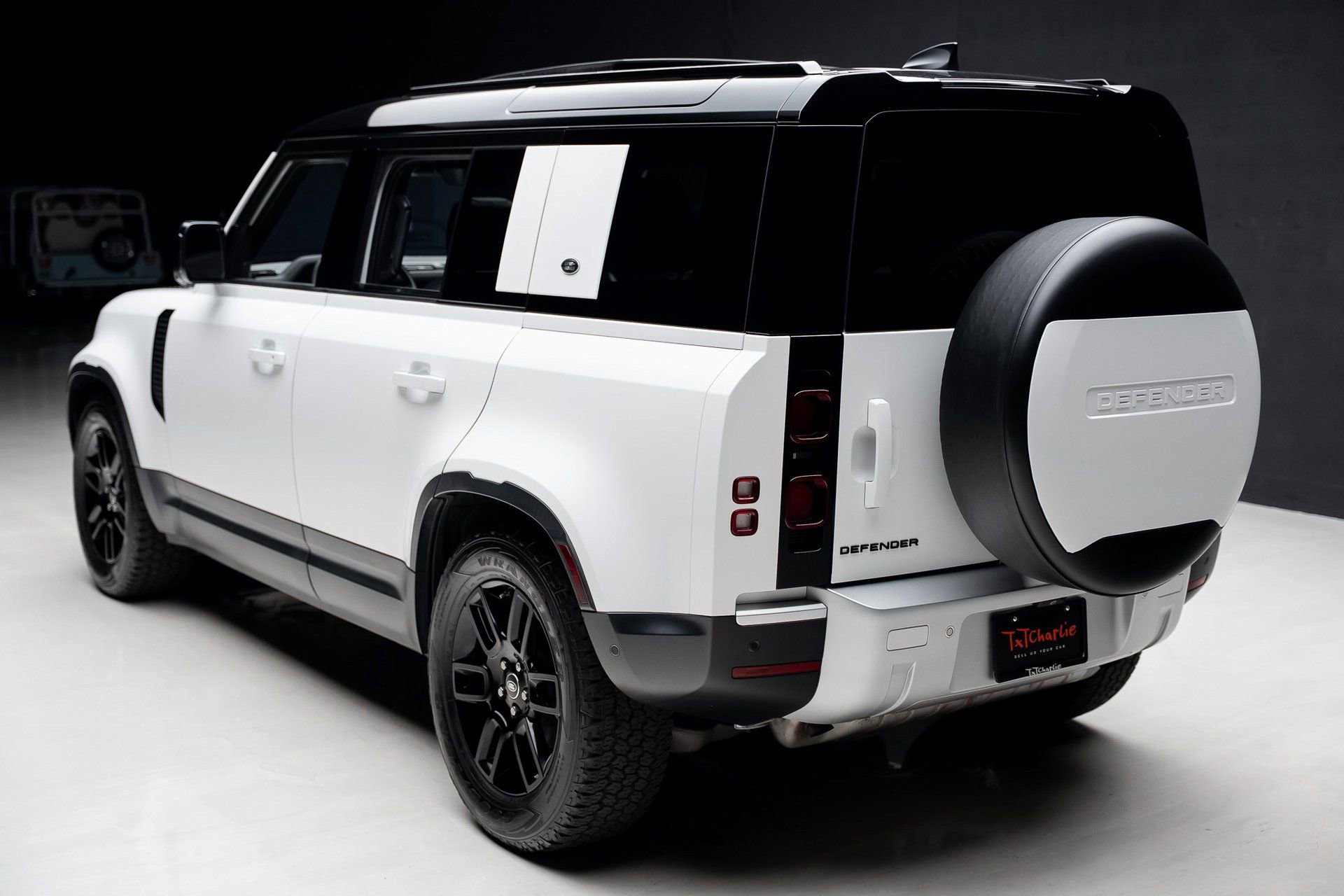 Used 2021 Land Rover Defender 110 S image 25