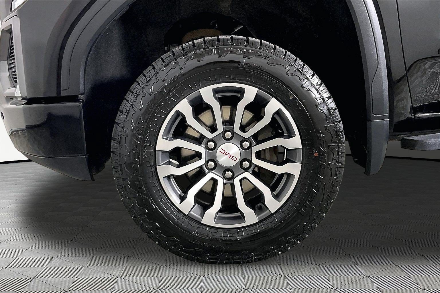 Used 2021 GMC Sierra 1500 AT4 w/ AT4 Premium Package AWD/4WD image 11