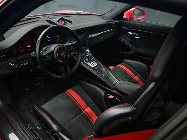 Used 2018 Porsche 911 GT3 image 2