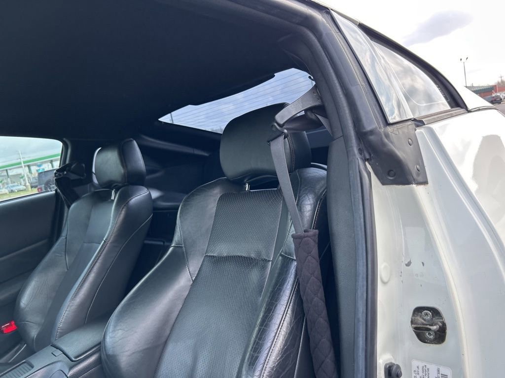 Used 2006 Nissan 350Z Touring image 8