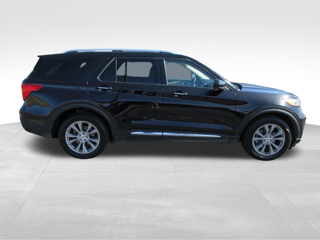 Used 2023 Ford Explorer Limited AWD/4WD image 7