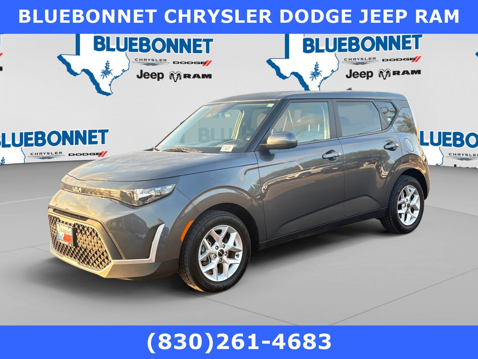 Used 2023 Kia Soul LX w/ LX Technology Package FWD image 1