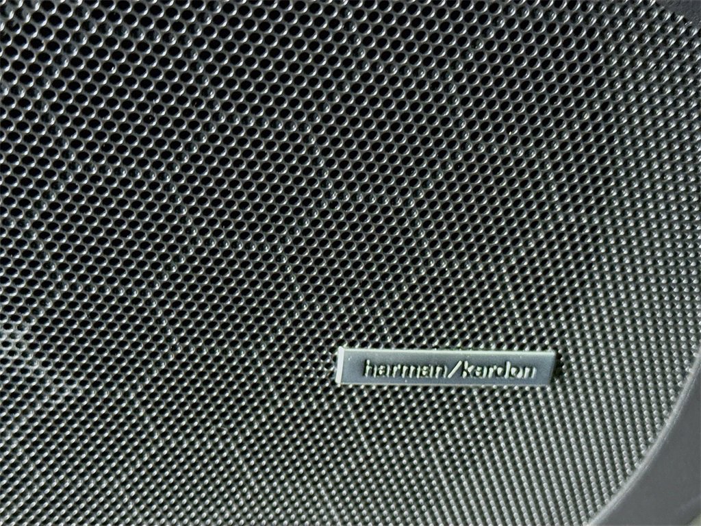 Certified 2022 Subaru Ascent Limited w/ Technology Package image 13