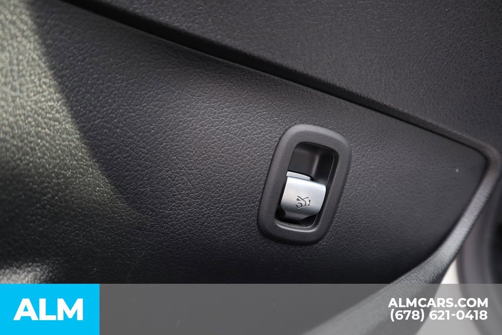 Used 2024 Mercedes-Benz C 43 AMG 4MATIC Sedan w/ Pinnacle Trim Package image 18