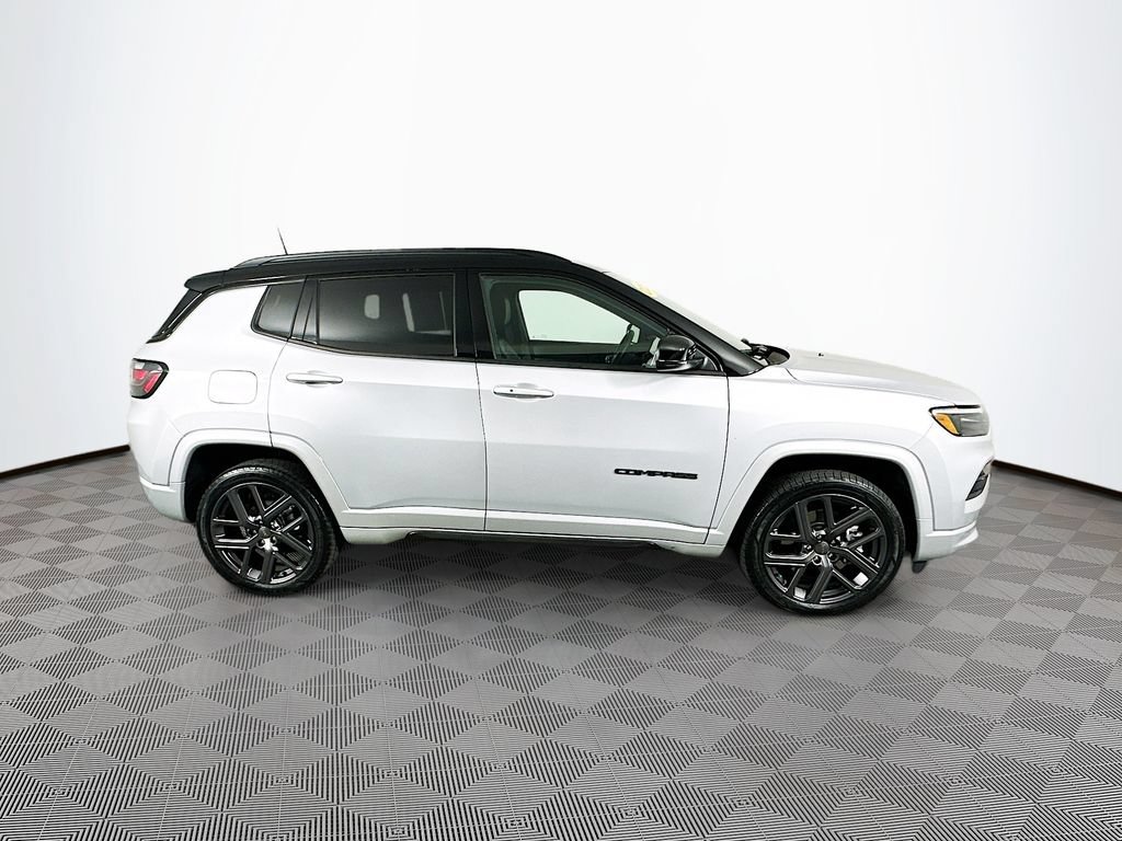 Used 2024 Jeep Compass Limited w/ High Altitude Package AWD/4WD image 14