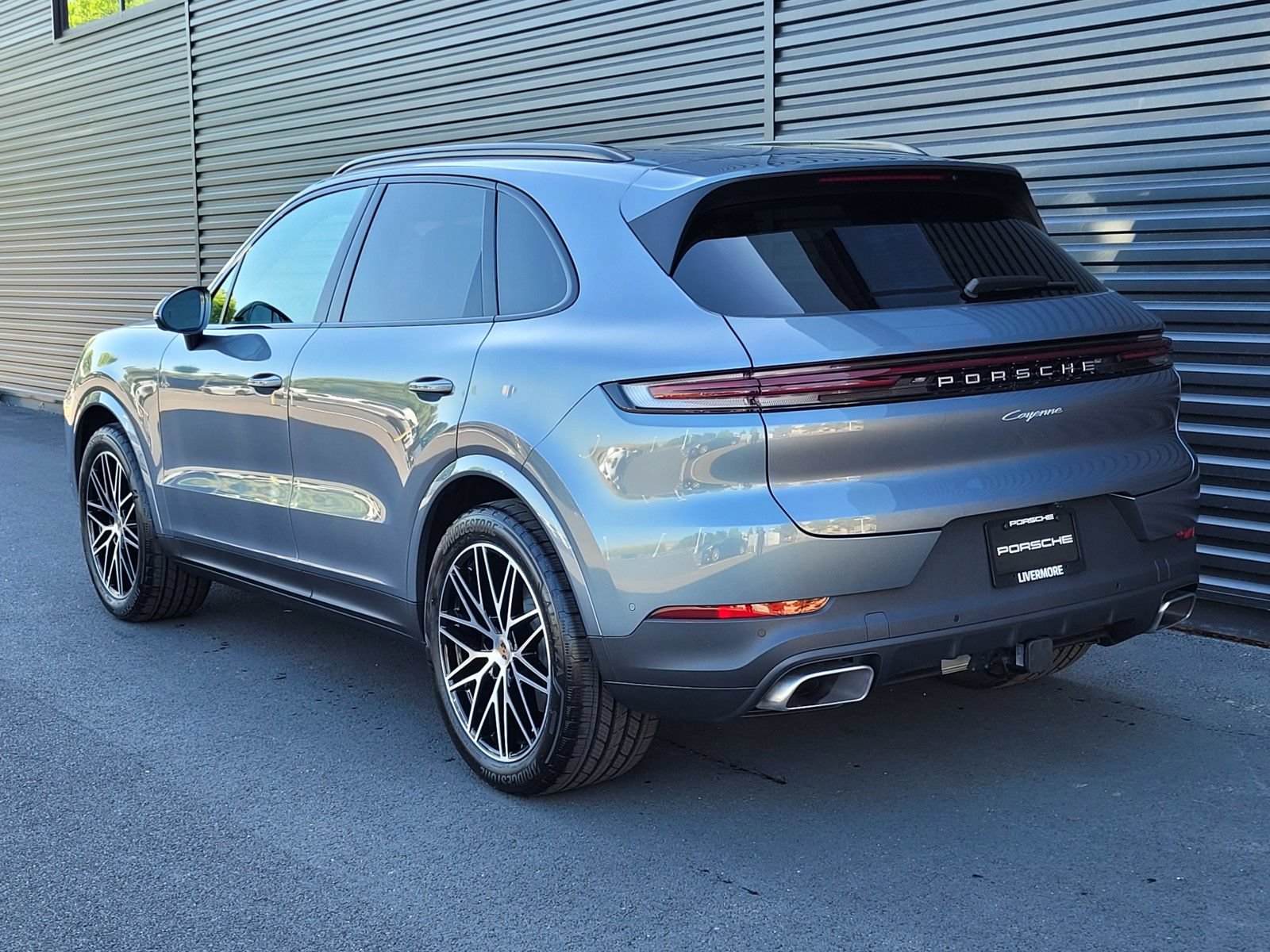 New 2026 Porsche Cayenne AWD/4WD image 3