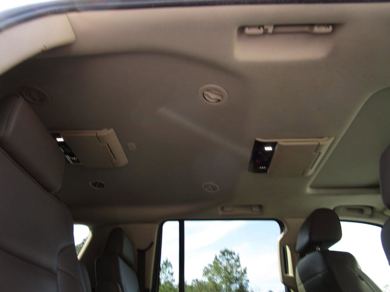 Used 2018 GMC Yukon XL Denali w/ Denali Ultimate Package RWD image 32