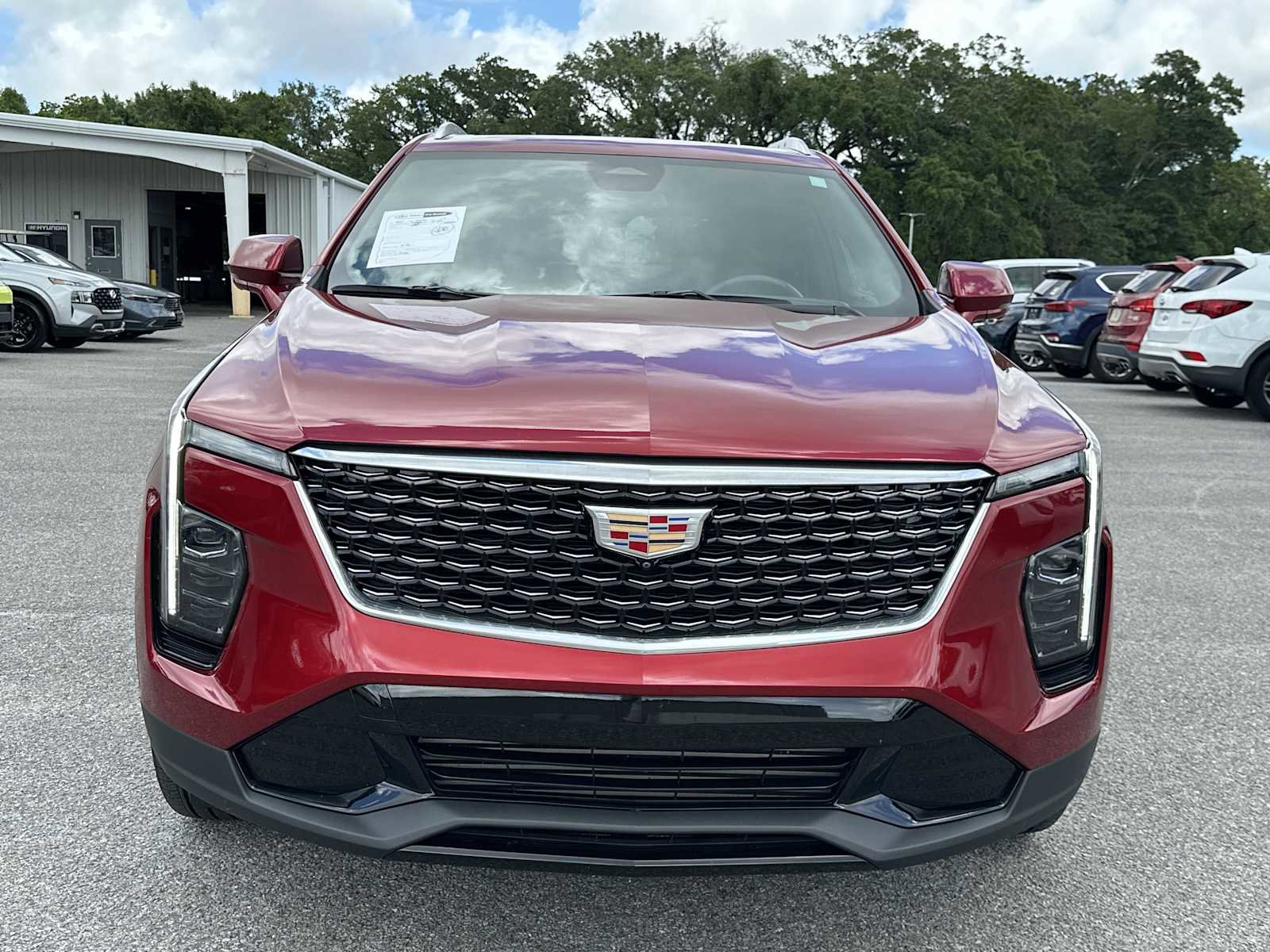 Used 2025 Cadillac XT4 Premium Luxury FWD image 3