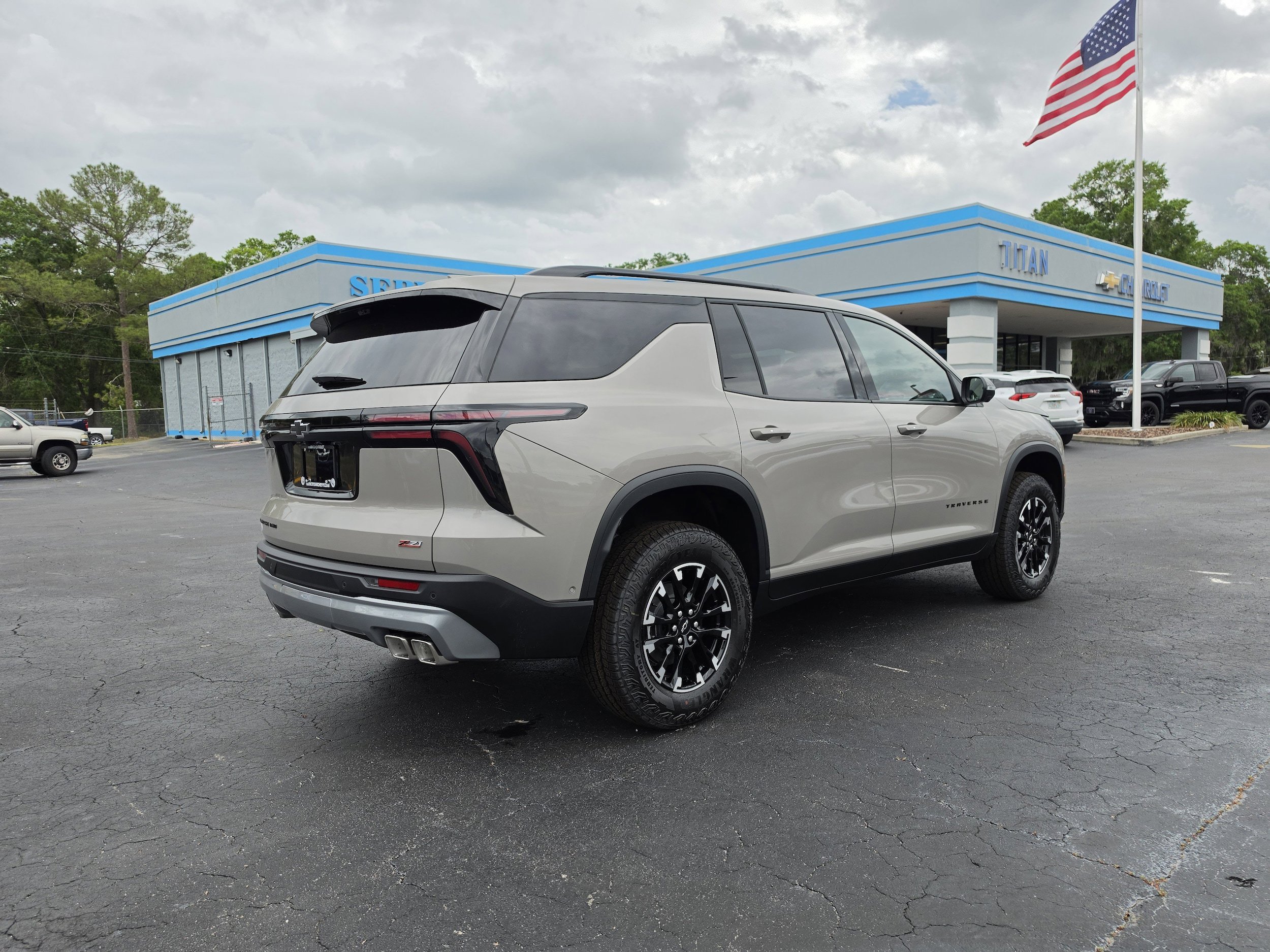 New 2026 Chevrolet Traverse Z71 AWD/4WD image 4