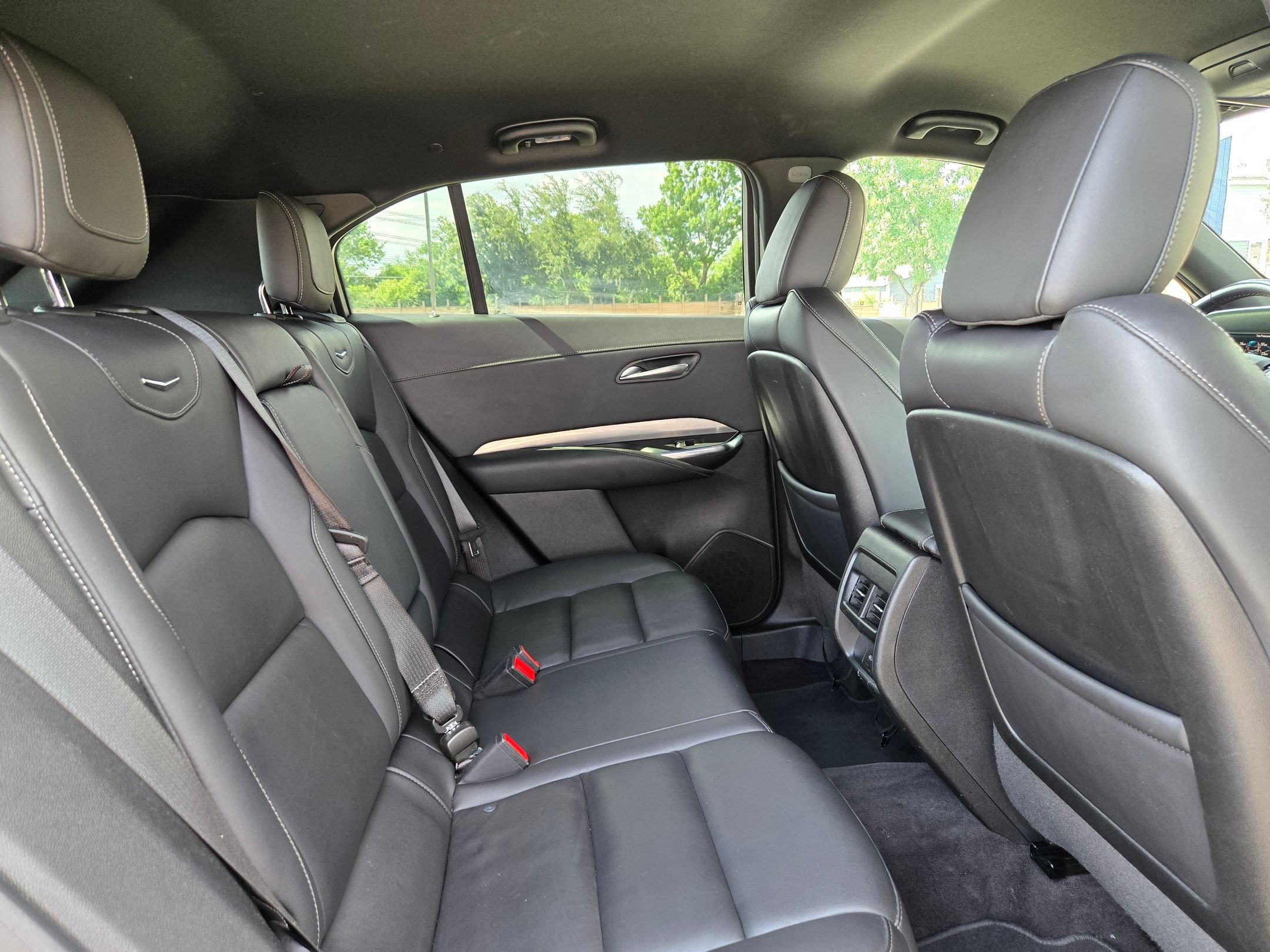 Used 2024 Cadillac XT4 Premium Luxury FWD image 26