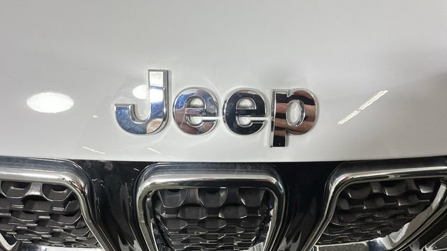 Used 2023 Jeep Compass Limited AWD/4WD image 9