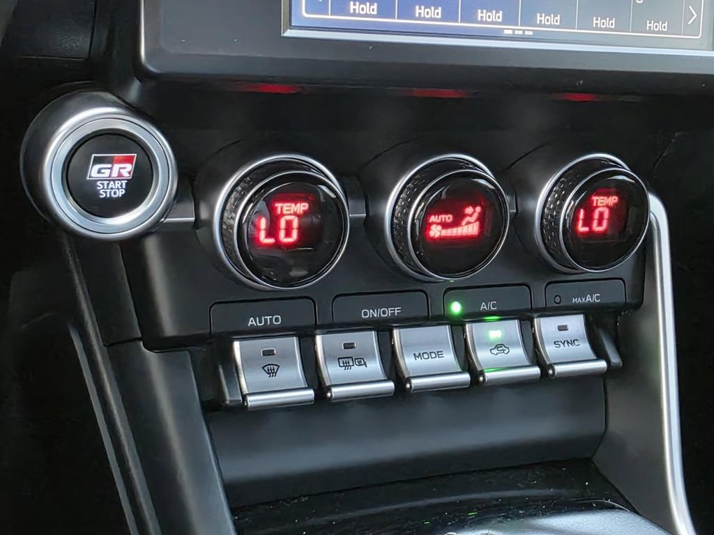 Used 2022 Toyota GR86 Premium RWD image 15