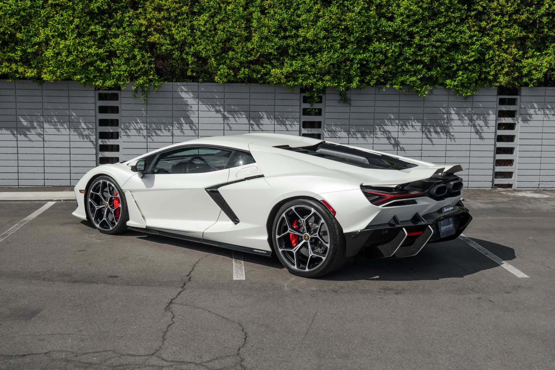 Used 2024 Lamborghini Revuelto image 28