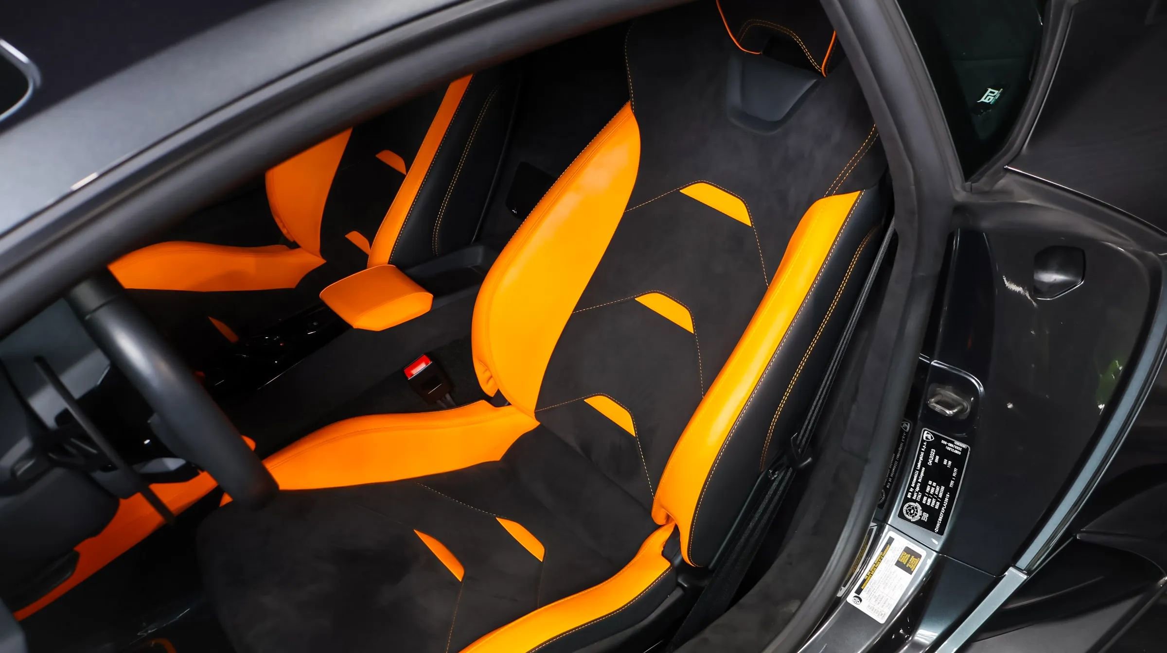 Used 2023 Lamborghini Huracan Tecnica image 14