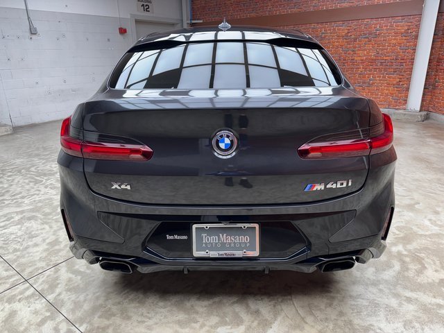 Used 2022 BMW X4 M40i w/ Premium Package image 4