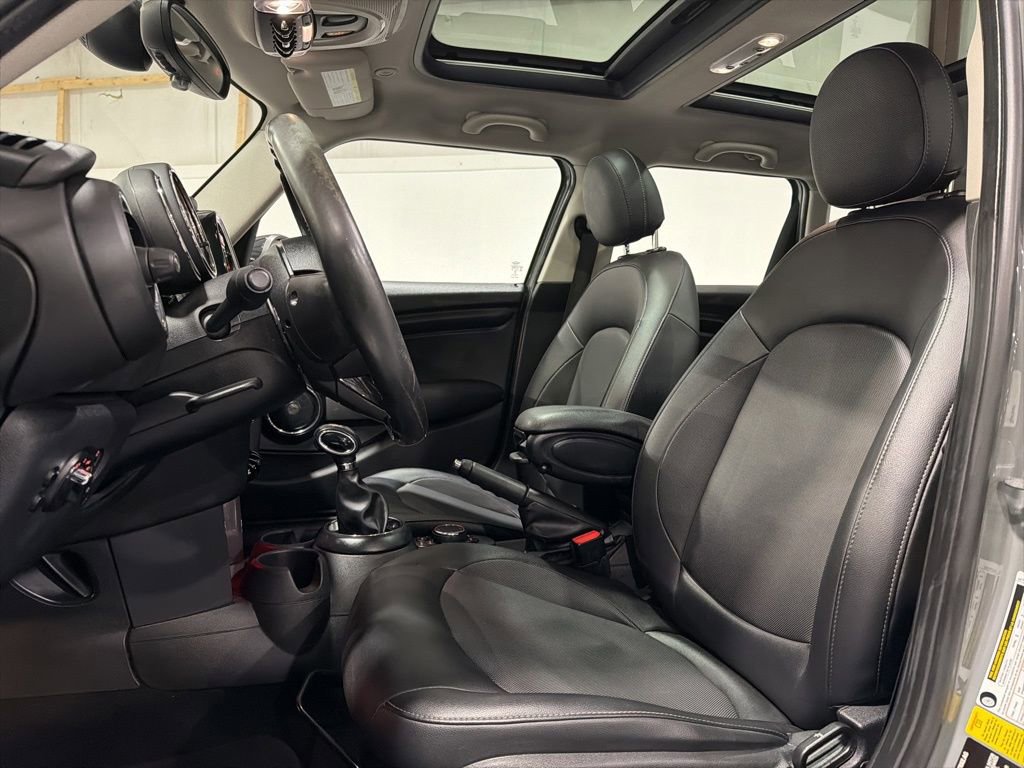 Used 2018 MINI Cooper 4-Door Hardtop image 23