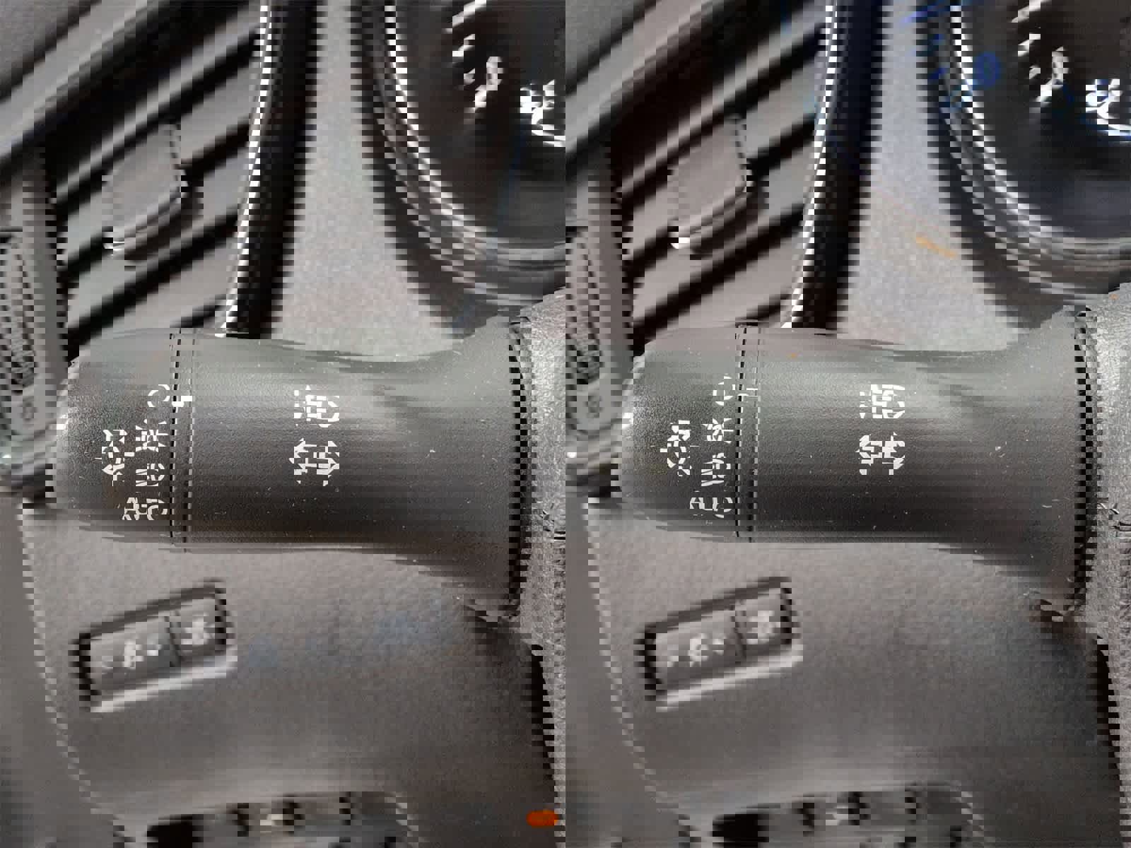 Used 2017 Nissan Rogue SV w/ Sun & Sound Touring Package image 28