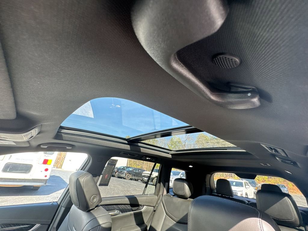 Used 2025 Cadillac XT6 Premium Luxury w/ Technology Package image 20