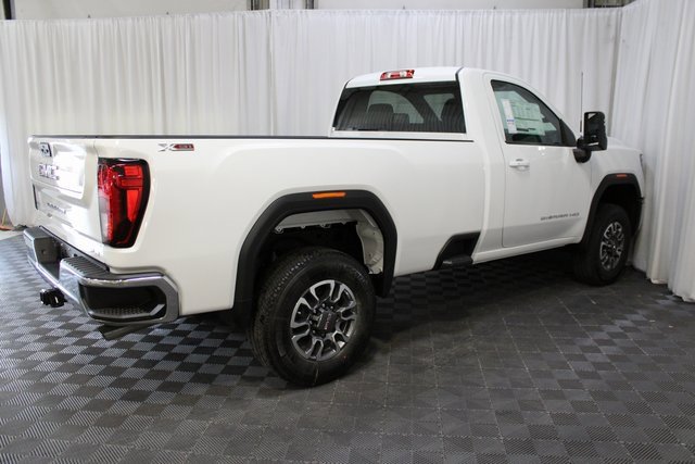 New 2025 GMC Sierra 2500 SLE image 6