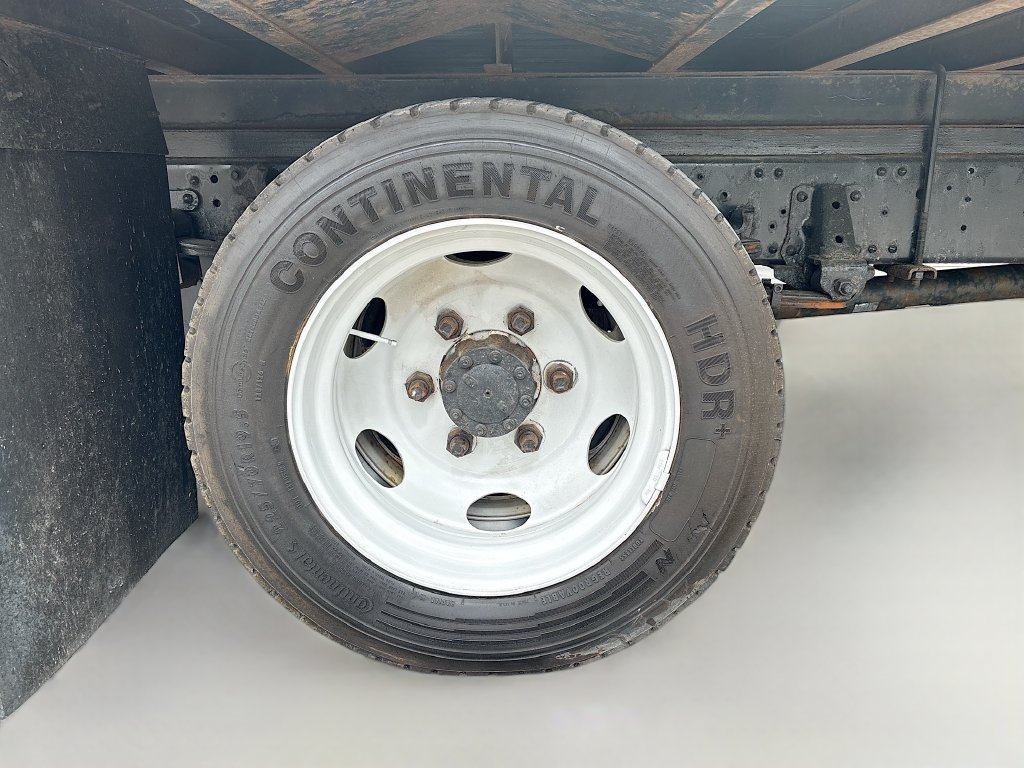 Used 2019 Isuzu NQR RWD image 9
