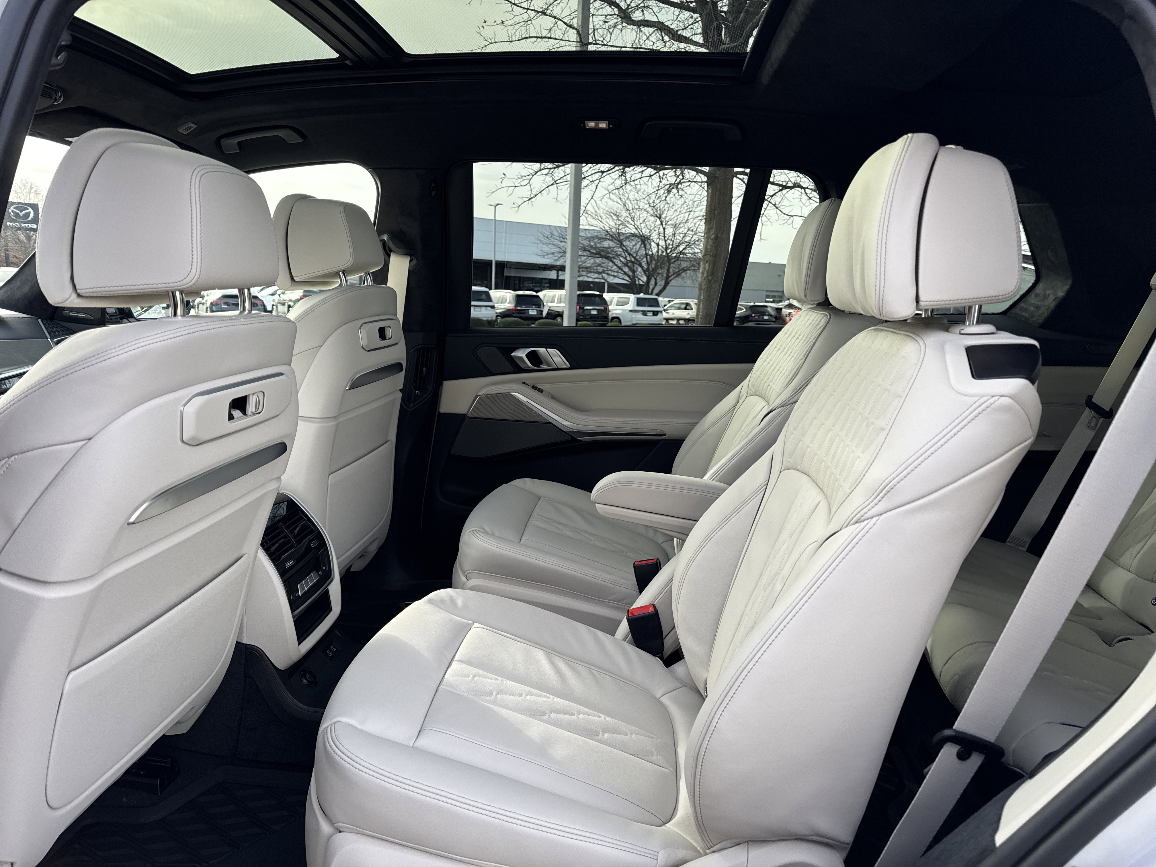 New 2026 BMW X7 xDrive40i w/ Executive Package image 11