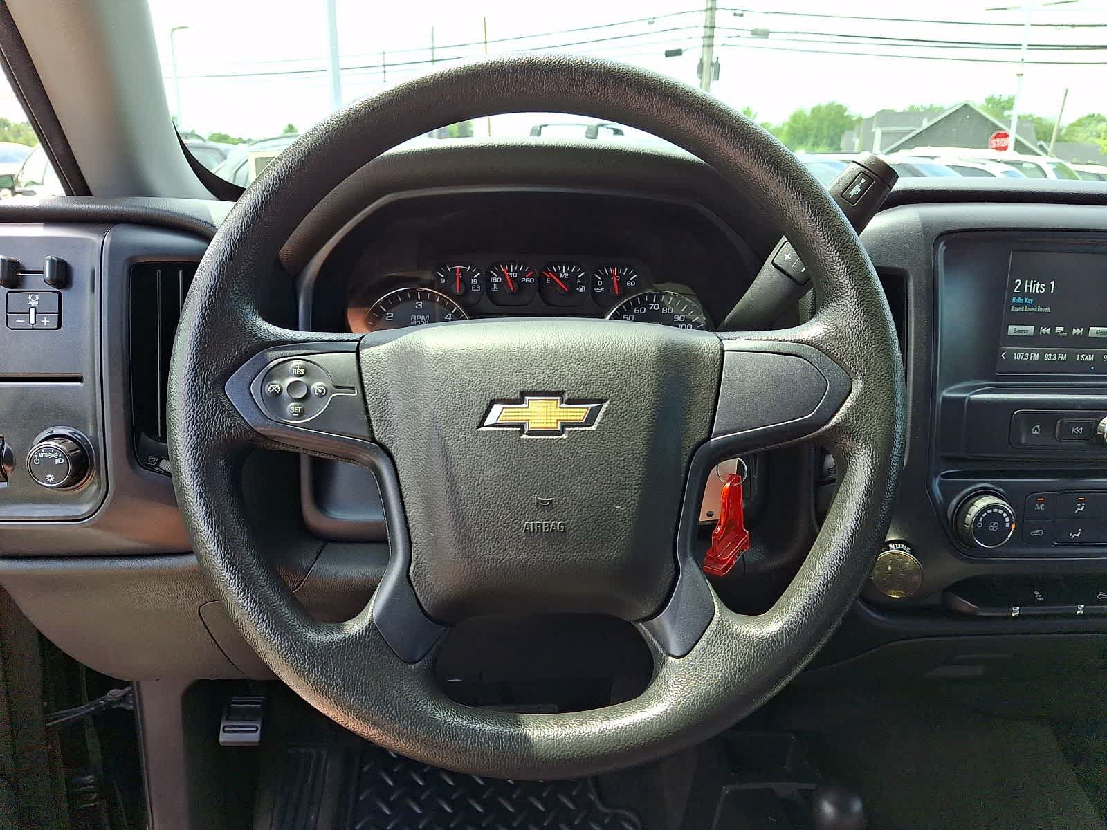 Used 2018 Chevrolet Silverado 1500 Custom w/ Custom Value Package AWD/4WD image 16