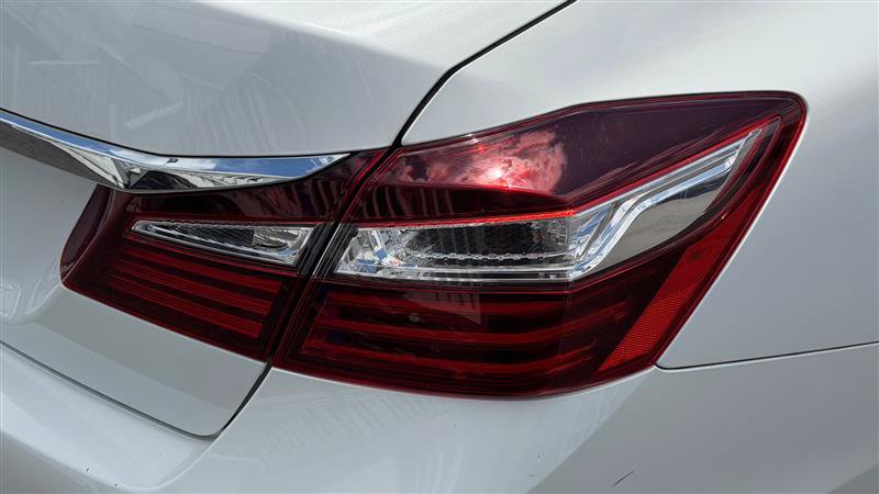 Used 2016 Honda Accord EX-L image 14