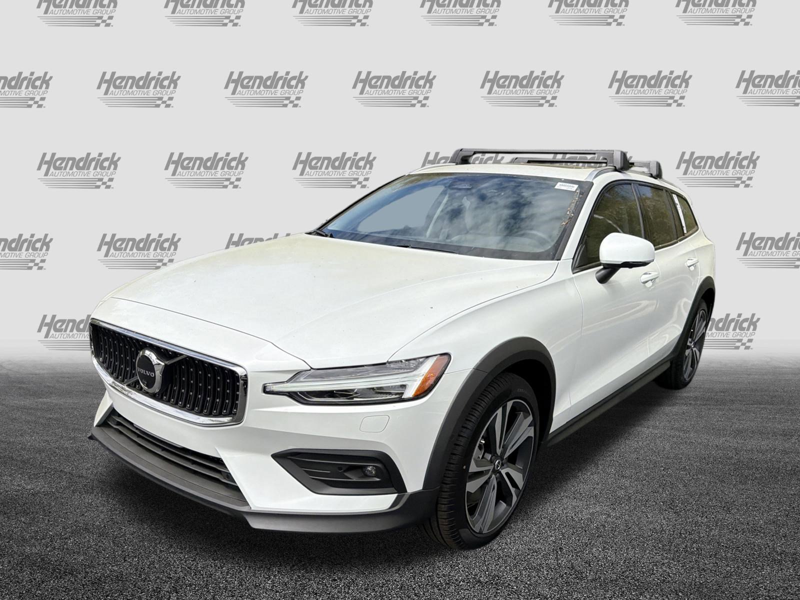 New 2026 Volvo V60 B5 Cross Country Plus w/ Protection Package Premier image 5