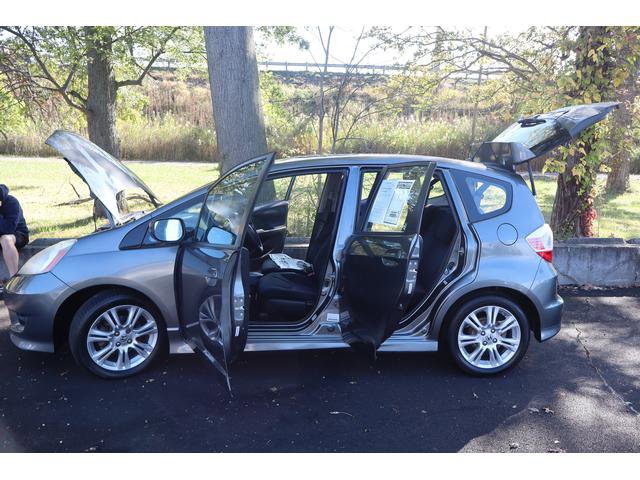 Used 2011 Honda Fit Sport image 16