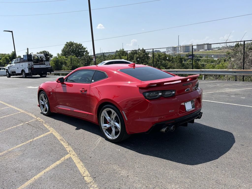Used 2022 Chevrolet Camaro SS RWD image 5