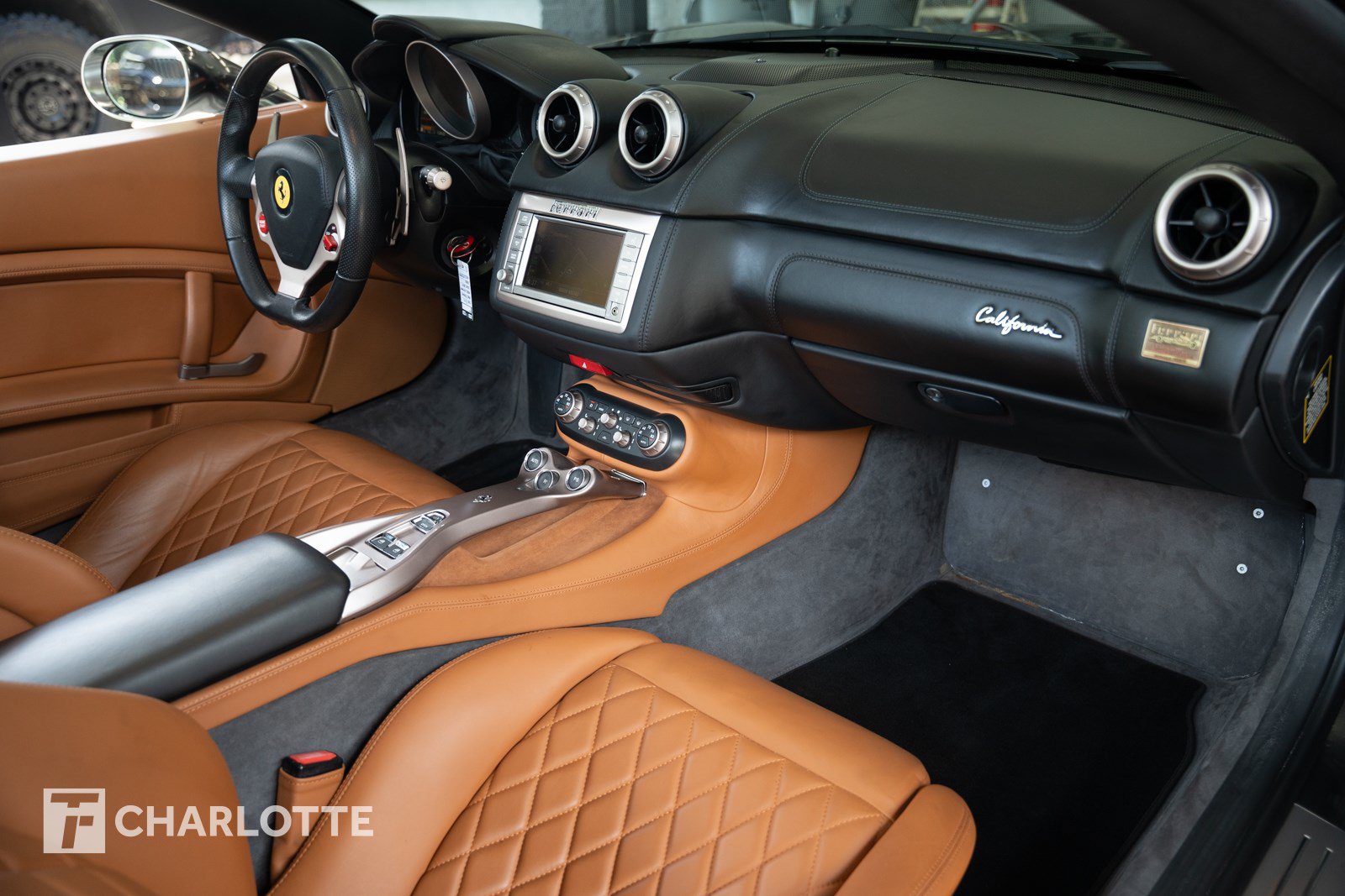 Used 2012 Ferrari California RWD image 35