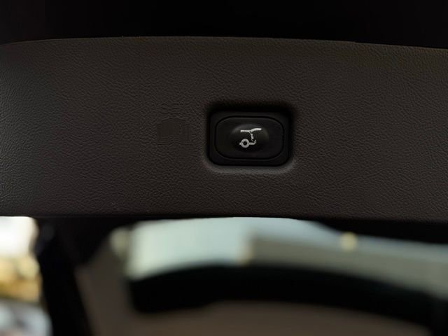 Certified 2023 Lincoln Nautilus AWD w/ Premium Package image 13