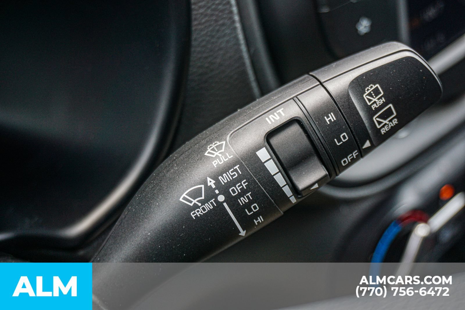 Used 2025 Kia Soul LX w/ LX Technology Package FWD image 33