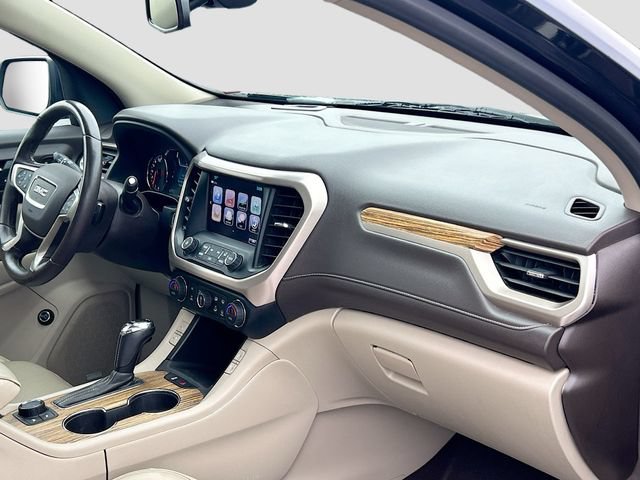 Used 2019 GMC Acadia Denali w/ Technology Package AWD/4WD image 39