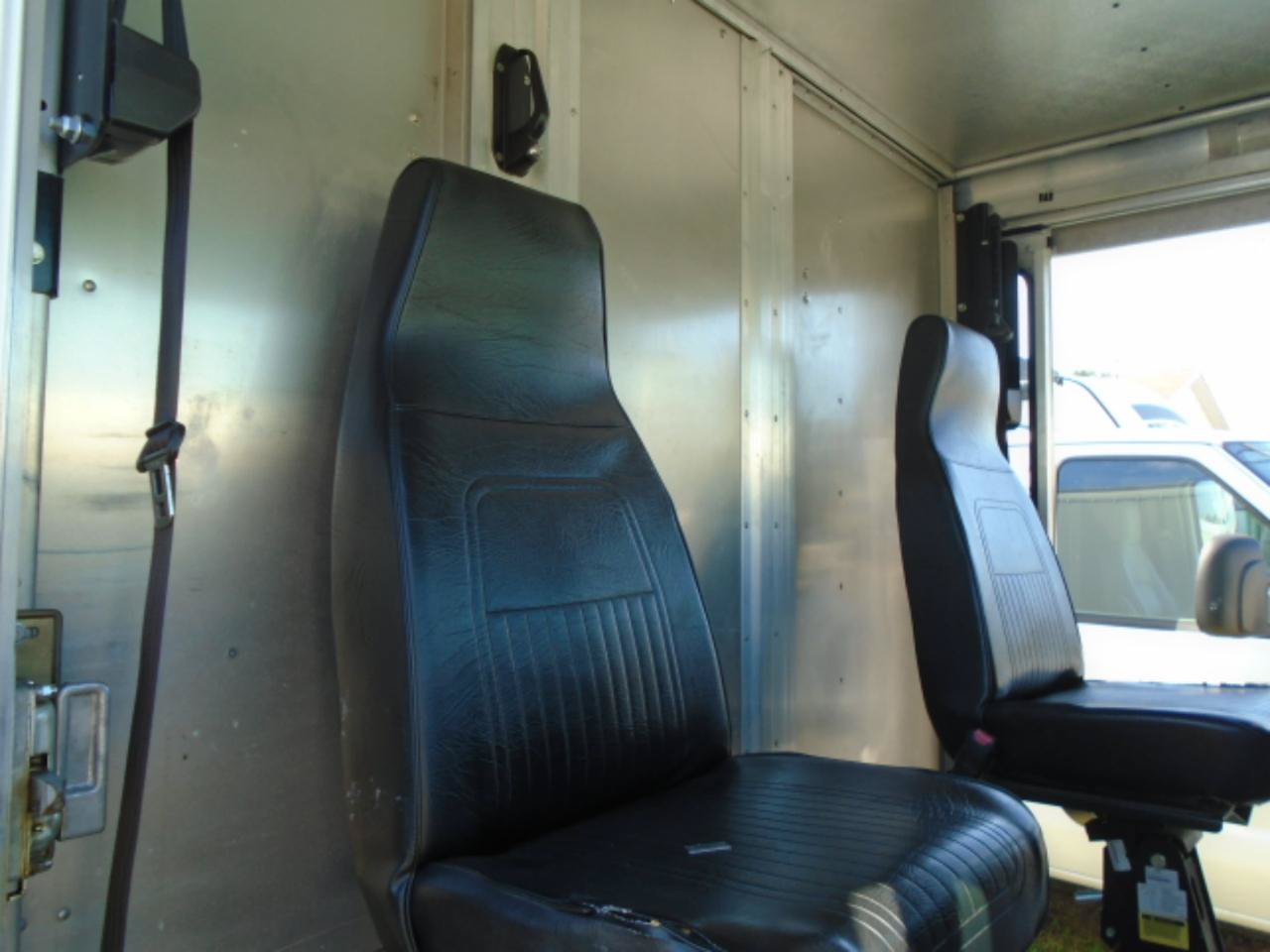 Used 2016 Ford E-350 and Econoline 350 Super Duty w/ A/C Prep Package RWD image 11