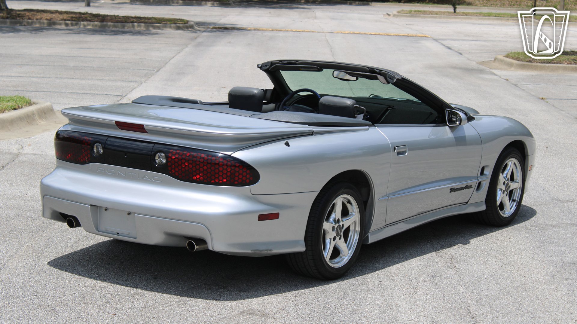 Used 1999 Pontiac Firebird Trans Am RWD image 10