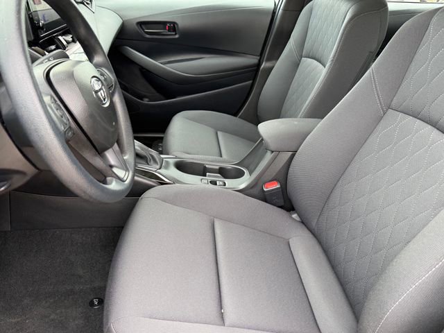 Used 2026 Toyota Corolla LE FWD image 11