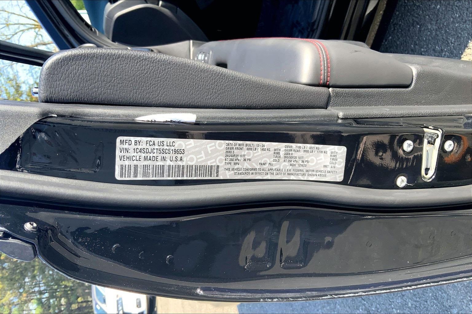 Certified 2025 Dodge Durango R/T AWD/4WD image 32
