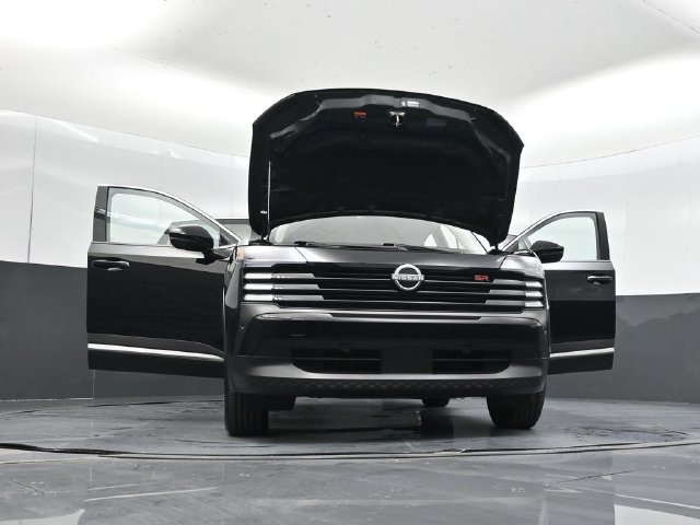 Used 2025 Nissan Kicks SR FWD image 59
